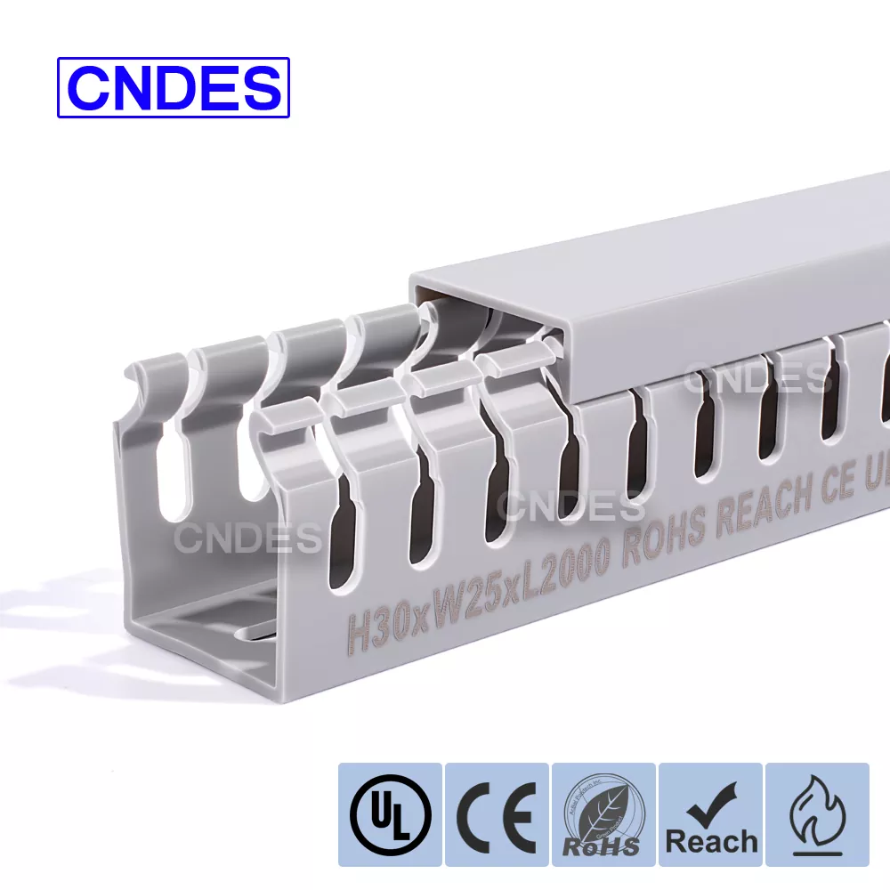 ท่อพีวีซีป้องกันสายไฟ 30×25 Slotted